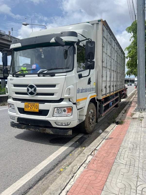 NEX BEV Car Truck 6ล้อ 15 ตัน (4x2) 300แรงม้า รถบรรทุก 6ล้อ ตู้แห้ง ปี2023 เลขไมล์น้อยกว่า 100,000 กม.