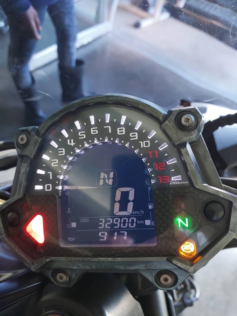 เจ้าของขายเอง Kawasaki Z900 ปี18 ราคา 159,000 บาท พร้อมโอนค่าาา เจ้าของขายเอง Kawasaki Z900 ปี18 ราคา 159,000 บาท พร้อมโอนค่าาา