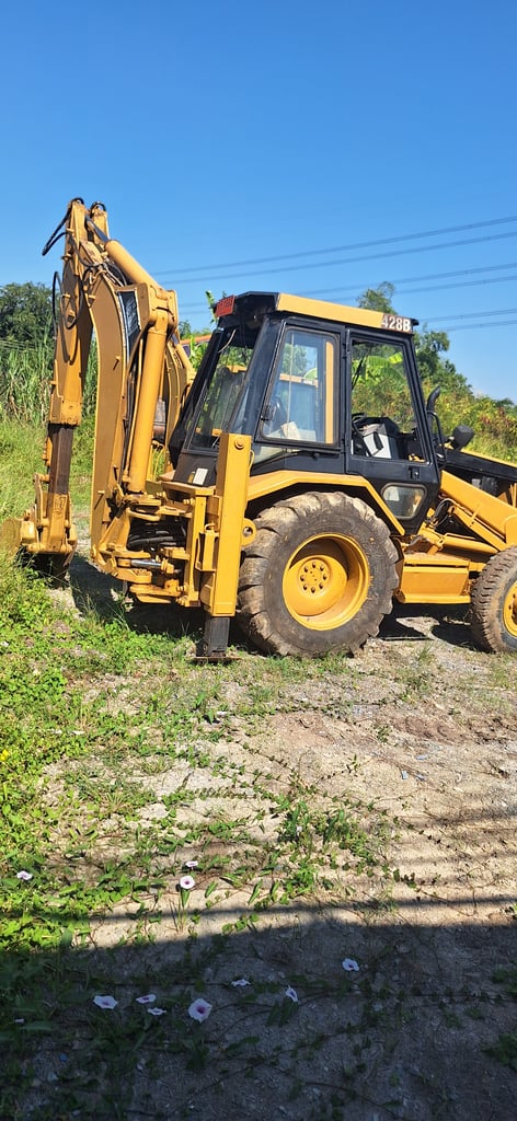 CAT424Dตักหน้าขุดหลัง CAT424Dตักหน้าขุดหลัง