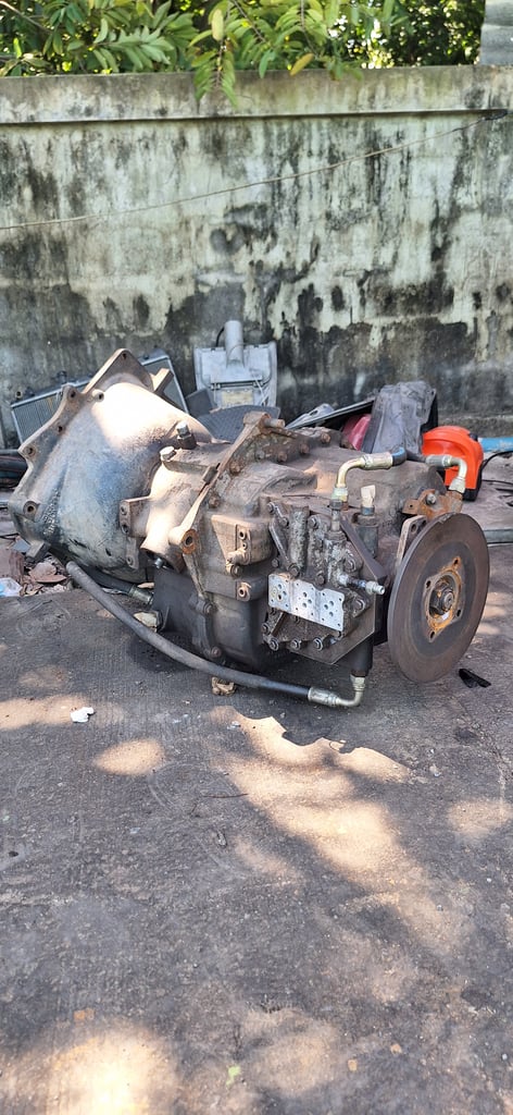 เกียร์JCB3CX4×4Auto