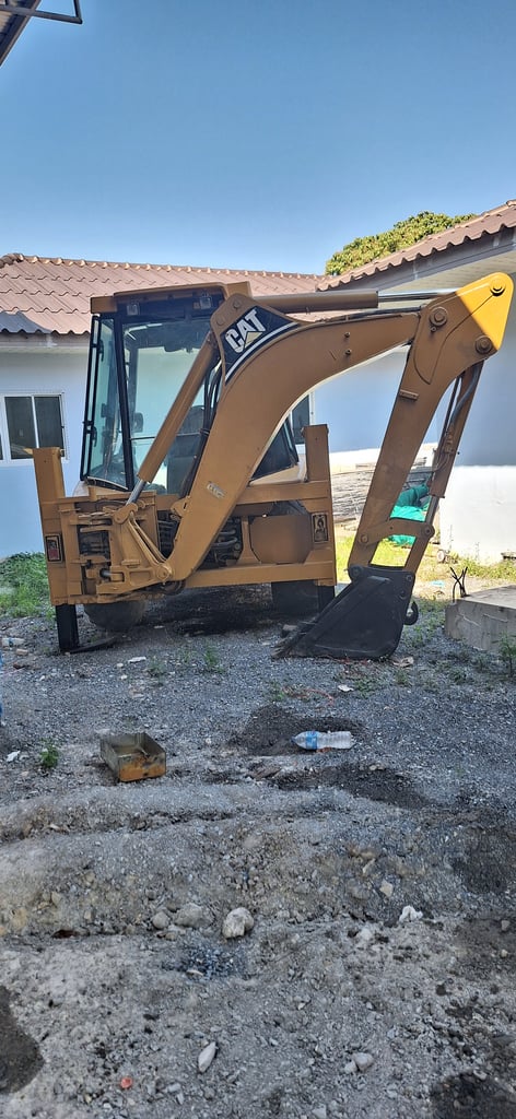 CAT424D มือสองพร้อมใช้งาน CAT424D มือสองพร้อมใช้งาน