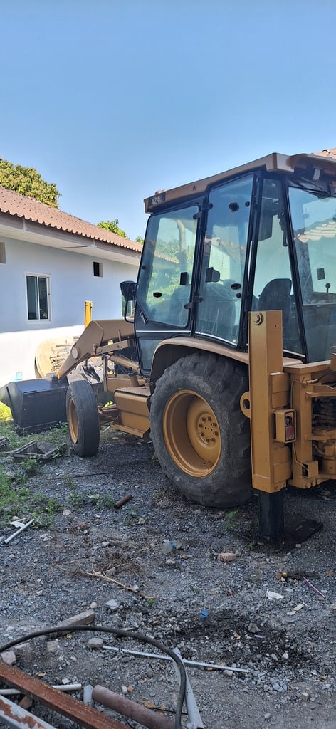 CAT424D มือสองพร้อมใช้งาน CAT424D มือสองพร้อมใช้งาน