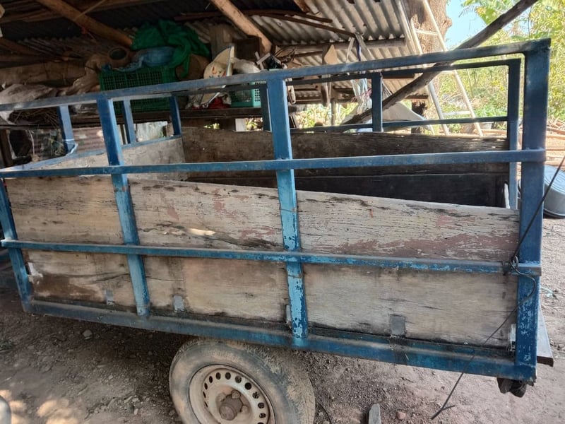 ขายรถไถนาเดินตาม คูโบต้า(รุ่นเก่า) พร้อมอุปกรณ์ครบชุด