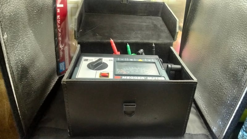 Megger MJ159 เครื่องวัดความต้านทานฉนวน (Insulation Resistance Tester) แบบมือหมุน Megger MJ159 เครื่องวัดความต้านทานฉนวน (Insulation Resistance Tester) แบบมือหมุน