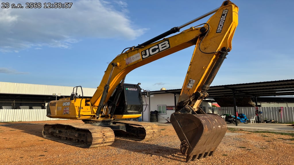 รถขุดไฮดรอลิค ตีนตะขาบ "JCB" JS205SC รถขุดไฮดรอลิค ตีนตะขาบ "JCB" JS205SC