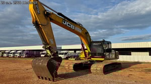 รถขุดไฮดรอลิค ตีนตะขาบ "JCB" JS205SC