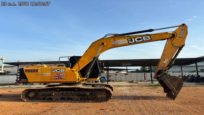 รถขุดไฮดรอลิค ตีนตะขาบ "JCB" JS205SC