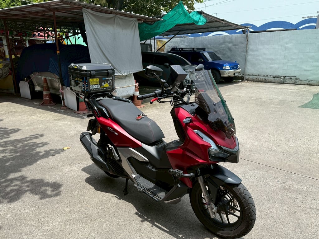 ADV 160 