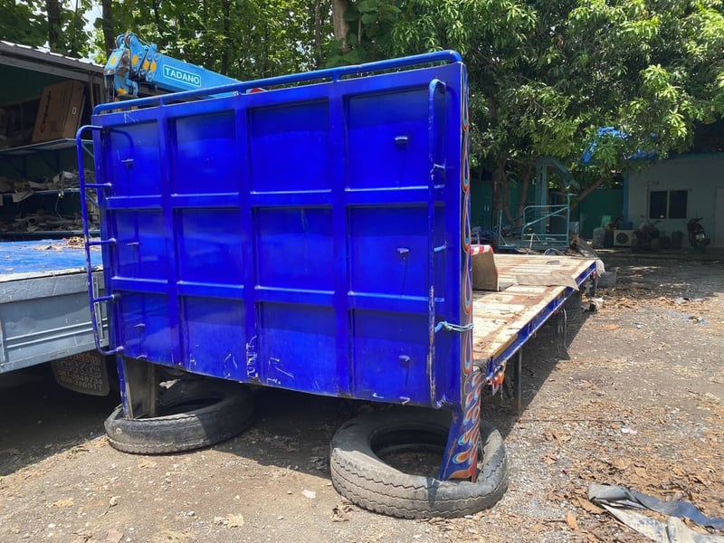 พื้นกระบะรถฮีโน่