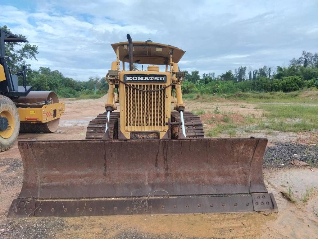 ขายแทรกเตอร์ d5 สภาพดี