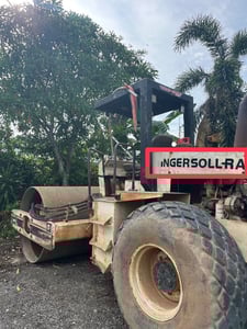 ขายรถบดสั่นสะเทือน ขายรถบดสั่นสะเทือน