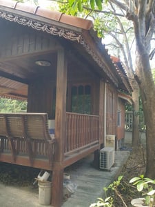 ขายบ้านน็อคดาวน์ไม้สักทั้งหลัง