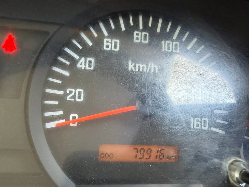 ISUZU NMR 130แรงม้า รถบรรทุก 6ล้อ ดั้มพ์ ไมล์วิ่งแค่ เจ็ดหมื่นกว่าโล รถเจ้าเดียว ยางใหม่ ISUZU NMR 130แรงม้า รถบรรทุก 6ล้อ ดั้มพ์ ไมล์วิ่งแค่ เจ็ดหมื่นกว่าโล รถเจ้าเดียว ยางใหม่