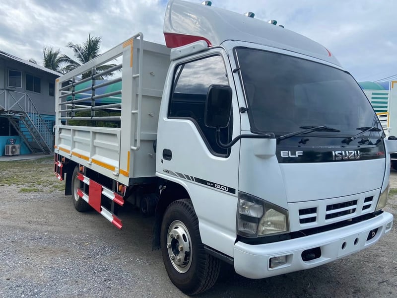 ISUZU NQR 175แรงม้า รถบรรทุก 6ล้อ กระบะเหล็ก ปี2005 ISUZU NQR 175แรงม้า รถบรรทุก 6ล้อ กระบะเหล็ก ปี2005