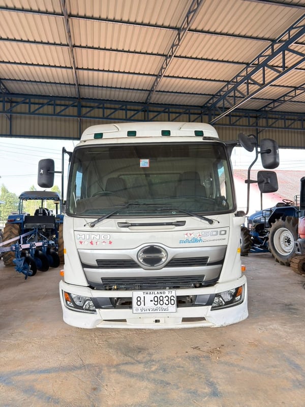 รถสวย ใช้งานดี สภาพสวย