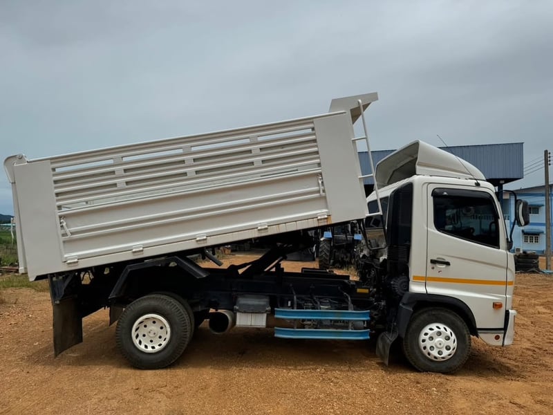 รถสวย ใช้งานดี สภาพสวย