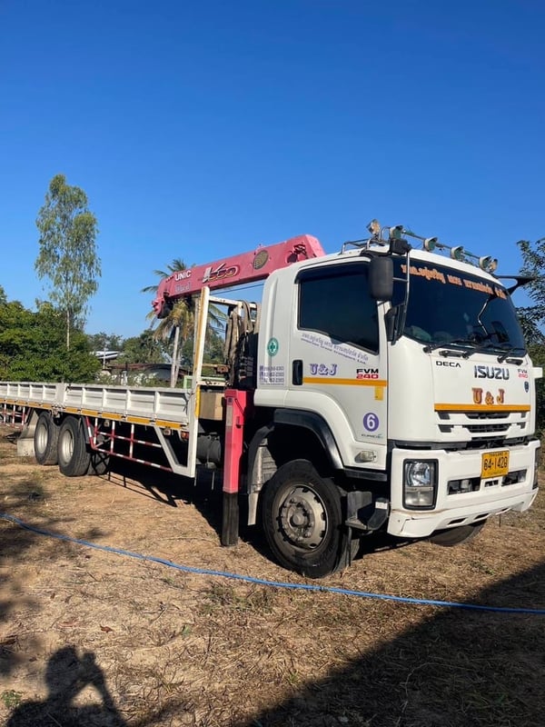 ISUZU FVM 240แรงม้า รถบรรทุก 10ล้อ กระบะเหล็กติดเครน ปี2017 ISUZU FVM 240แรงม้า รถบรรทุก 10ล้อ กระบะเหล็กติดเครน ปี2017