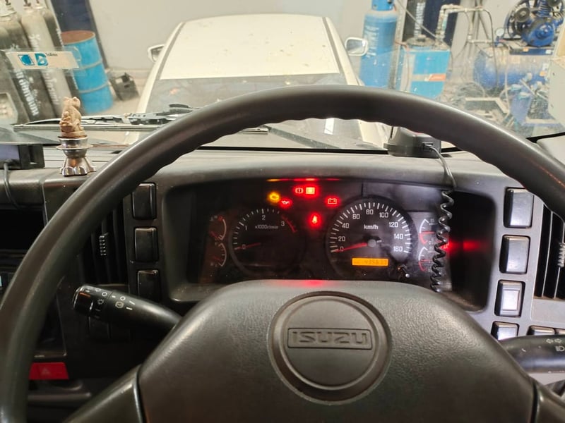 รถดี พร้อมใช้  ติดต่อ คุณเปรม0813528820