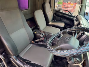 สิบล้อตู้สิบบาน HINO FL8J 260 แรง ปี 2560 หางตู้สิบบาน สามเพลา อู่เซฟดีล ปี 2563 (3133 , 4972) สิบล้อตู้สิบบาน HINO FL8J 260 แรง ปี 2560 หางตู้สิบบาน สามเพลา อู่เซฟดีล ปี 2563 (3133 , 4972)