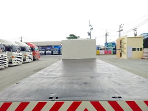 #สิบล้อพื้นเรียบ HINO FL8J 260 แรง ปี 2560 (1784)