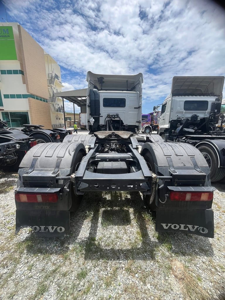 #สิบล้อหัวลากVOLVO  FM 370  แรง ปี 2561 (5130)