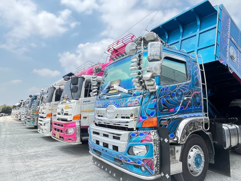 สิบล้อดั้มพ์ HINO FM1A 344 แรง ปี 2567 หางดั้มพ์ สามเพลา อู่แม็กซ์เทรลเลอร์  ปี2567 (5491,5492)