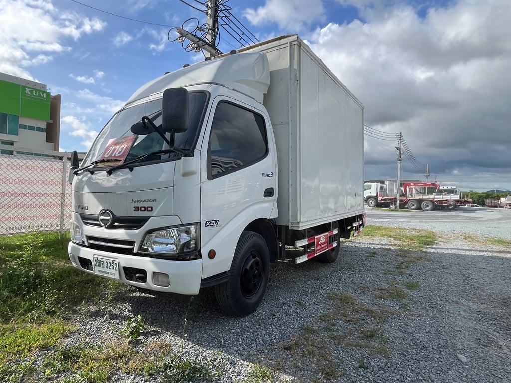 👉 สี่ล้อตู้ HINO XZU 136แรง ปี2563 (3262) 👉 สี่ล้อตู้ HINO XZU 136แรง ปี2563 (3262)