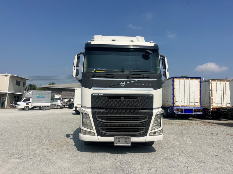 สิบล้อหัวลาก VOLVO FH 440 แรง ปี 2558 (8454 สิบล้อหัวลาก VOLVO FH 440 แรง ปี 2558 (8454