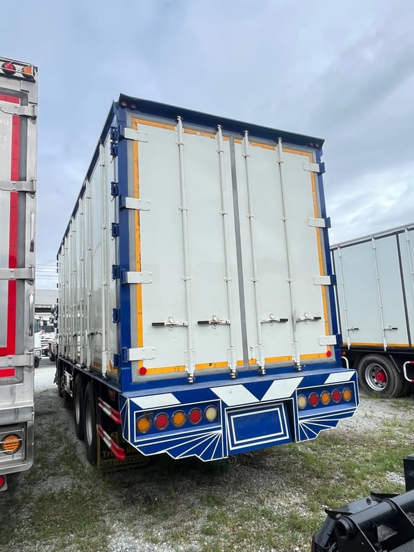 #สิบสองล้อตู้หกบาน HINO GY2P 380 แรง ปี 2565  (2556)