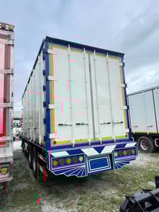 #สิบสองล้อตู้หกบาน HINO GY2P 380 แรง ปี 2565  (2556)