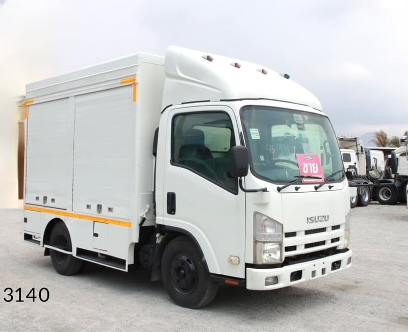  FOOD TRUCK ISUZU NMR 130 แรงม้า ปี 2558 (3140)