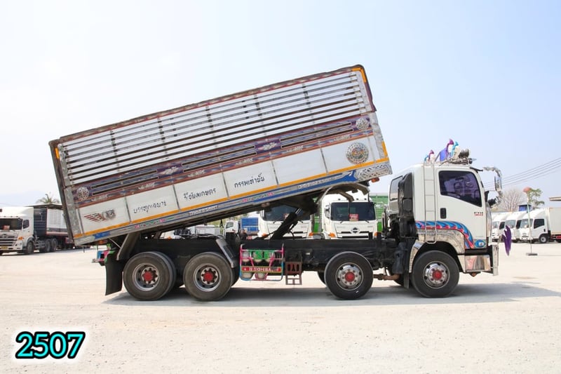 🇨🇷 โปรลดกระนำต่ำกว่าทุน #สิบสองล้อดั้มพ์ ISUZU FYH 360 แรง ปี 2556 (2507)
