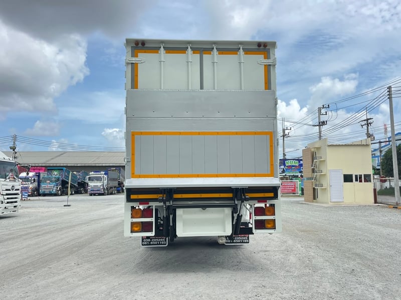 👉หกล้อสิบบาน ISUZU FTR 240 แรงม้า ปี 2565 (2375) 👉หกล้อสิบบาน ISUZU FTR 240 แรงม้า ปี 2565 (2375)