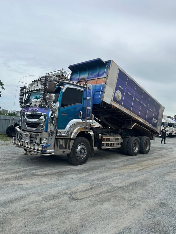 🚚  สิบล้อดั้มพ์  ปี2566  ISUZU  FXZ  360 แรง  (5236)