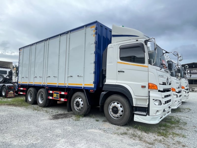 สิบสองล้อตู้หกบาน HINO  GY2P 380 แรง ปี 2565 (2556)