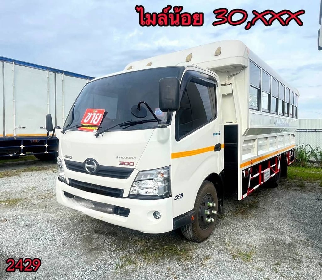 หกล้อโดยสาร HINO XZU 150 แรง  ปี 2566  (2429) หกล้อโดยสาร HINO XZU 150 แรง  ปี 2566  (2429)