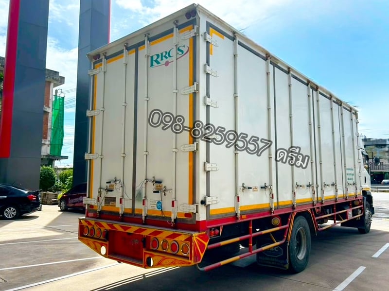 ✔️ หกล้อตู้สิบบาน ISUZU ✔️ FTR 240 แรง ปี 2561 (8202) ✔️ หกล้อตู้สิบบาน ISUZU ✔️ FTR 240 แรง ปี 2561 (8202)