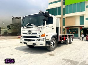 #สิบล้อพื้นเรียบ HINO FL8J 260 แรง ปี 2560 (1784)