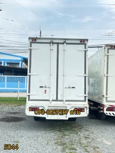 👉 #สี่ล้อตู้ ISUZU  NLR 130 แรง ปี 2560 (5044)