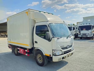 👉สี่ล้อตู้ทึบ HINO XZU 136 แรงม้า ปี 2565 (8111) 👉สี่ล้อตู้ทึบ HINO XZU 136 แรงม้า ปี 2565 (8111)