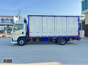 💥หกล้อตู้สิบบาน ISUZU FRR 210 แรง ปี 2566 (8215) 💥หกล้อตู้สิบบาน ISUZU FRR 210 แรง ปี 2566 (8215)