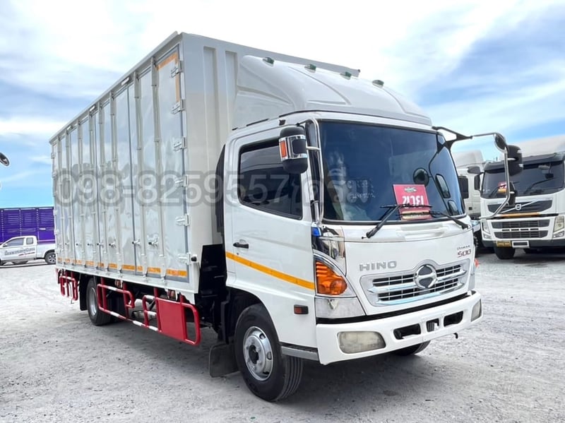 👉หกล้อตู้ทึบ HINO FC9J 175 แรงม้า ปี 2556 (8338) 👉หกล้อตู้ทึบ HINO FC9J 175 แรงม้า ปี 2556 (8338)