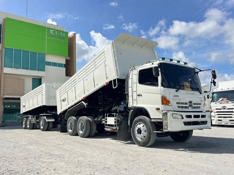 สิบล้อดั้มพ์พ่วง Hino FM1A  344 แรงม้า ปี 2556 (3163,3164)
