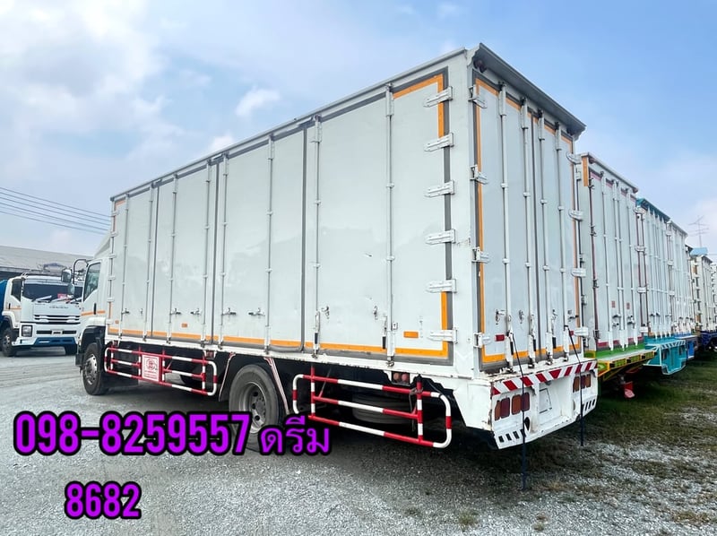 #หกล้อตู้สิบบาน  ISUZU FTR240 แรง ปี 2561  (8682)