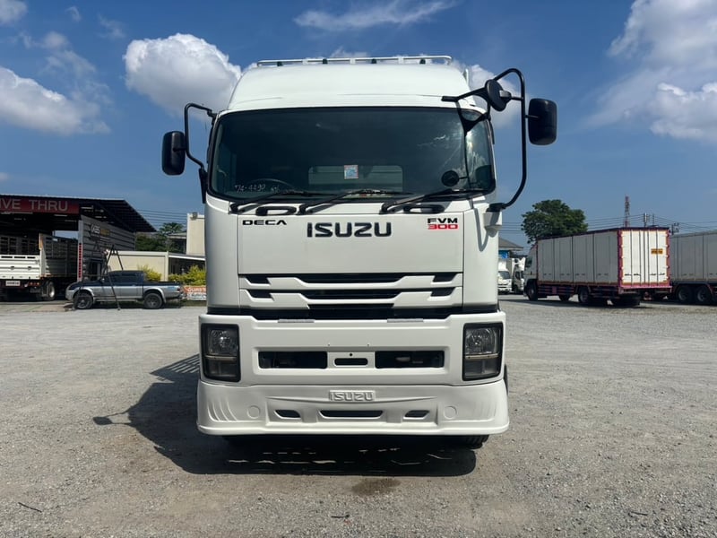 สิบล้อคอก ISUZU FVM 300 แรง ปี 2563 (4490)