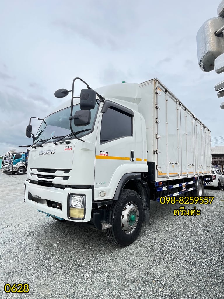 👉 หกล้อตู้สิบบาน ISUZU FTR 240 แรง ปี 2562 (0628)