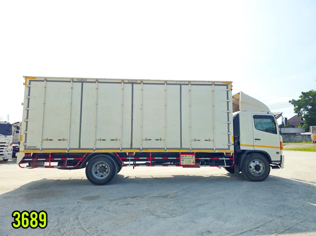 🧡 หกล้อตู้สิบบาน HINO FG8J 212 แรง ปี 2555 (3689) 🧡 หกล้อตู้สิบบาน HINO FG8J 212 แรง ปี 2555 (3689)