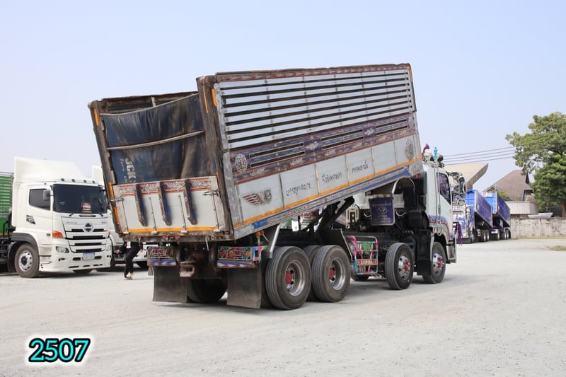 💥สิบสองล้อดั้มพ์ ISUZU FYH 360 แรง ปี 2556 (2507)