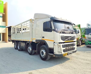 Vาย 12 ล้อกระบะคอก Volvo FM 440 แรงม้า ปี 56 (2894)