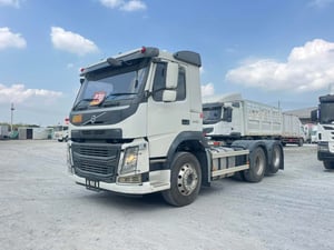 สิบล้อหัวลาก VOLVO FM 440 แรง ปี 2560  (0248)